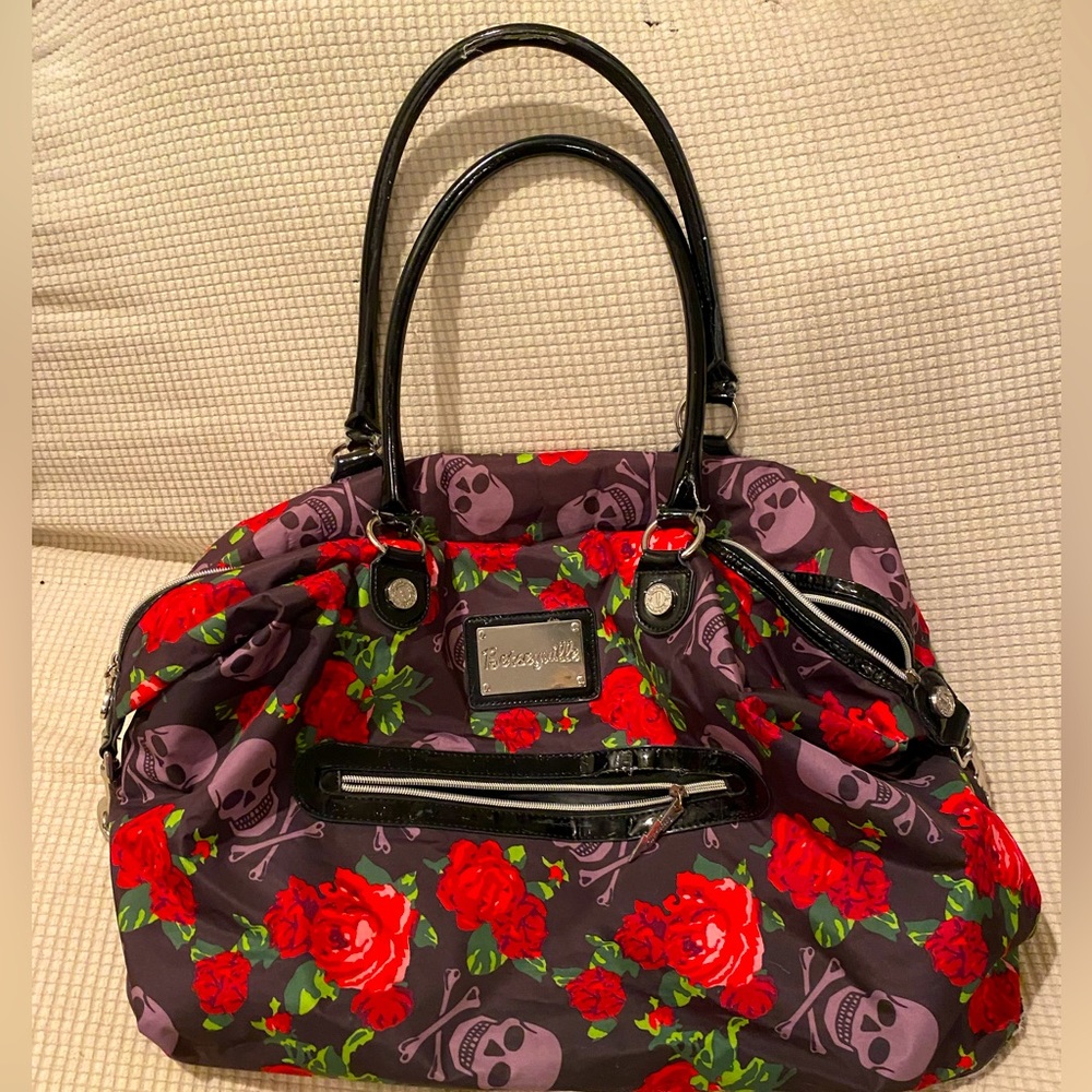 Betseyville Tote